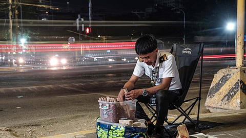 Pagbaligya og mani para sa tuition, pagtukod og damgo alang sa ugma