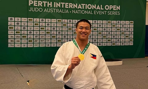 GOLDEN MOMENT. Davao judoka Chino Sy Tancontian displays his gold medal after winning the men’s -100-kilogram division at the 2026 Perth International Open in Australia on Sept. 12, 2026. Tancontian swept both of his matches by ippon as he builds momentum for his Asian Games debut in Japan. 