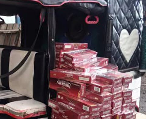 ZAMBOANGA. Authorities apprehend a 34-year-old driver and seize some P120,000 worth of smuggled cigarettes in a law enforcement operation Wednesday, September 16, in Samburon village, Linamon, Lanao del Norte. 