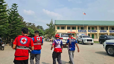 6 patay, 17 angol sa pagpamusil
sa tunghaan sa Banga, Cotabato 