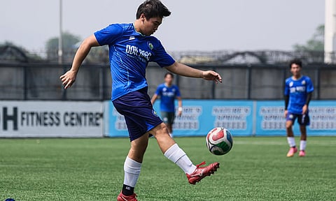 PITCH BATTLE. Action in the Aboitiz Football Cup 26th Edition resumed over the weekend at the Dynamic Herb-Borromeo Sports Complex. / 