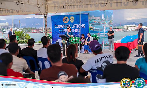 Nakakompleto sa rehabilitasyon

