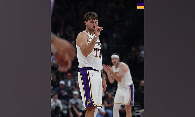 Image accompanying Doncic explodes for 52, from SunStar Publishing Inc.