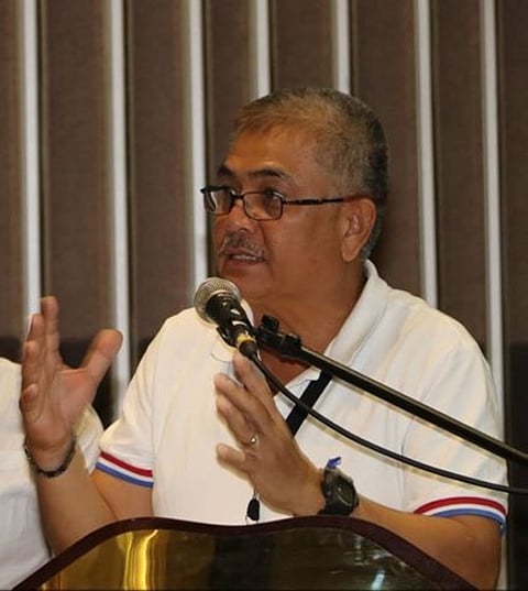 APPEAL. PGENRO chief Art Punsalan explains that the Provincial Government of Pampanga has appealed to the DENR to exempt the province from the quarry suspension order during an emergency meeting on Monday with MGB, DENR, NHA and DPWH at Kingsborough International Convention Center, City of San Fernando. (Chris Navarro)