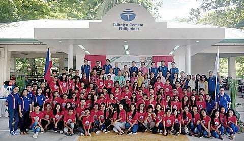 CEMENTING GENEROSITY. Taiheiyo Cement Philippines Inc. has been sponsoring deserving students since 2005, and its roster of scholars is growing. (Contributed foto)