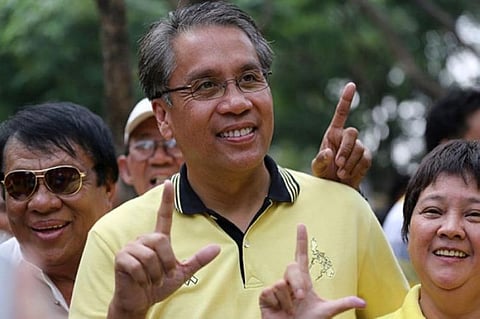 MANILA. Former senator Mar Roxas. (SunStar File)