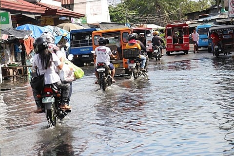 DAVAO. Flooding in Davao City. (Photo by Mark Perandos)