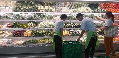BACOLOD. Inflation rate in Western Visayas drops by 0.3 percent, from 1.4 percent in September to 1.1 percent in October this year. (Photo by Erwin P. Nicavera)