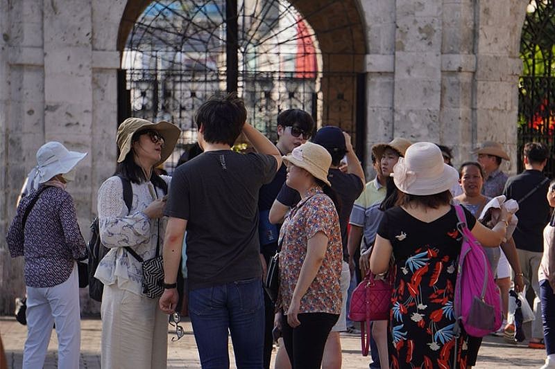 Outbound travel by Filipinos rises 14.6% in first 4 months