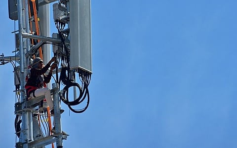 Telcos urged to fix signal gaps in remote Davao City areas
