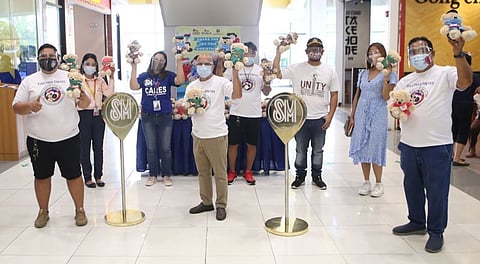 BEARS OF JOY. SM Bears of Joy were turned over by SM City Olongapo Downtown led by Mall Manager Ana Lorraine Azucenato the Unity Lodge Masonic group for distribution to Iram Elementary School. (Contributed photo)