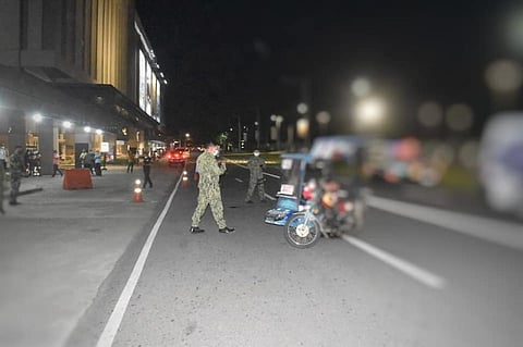 BACOLOD. The crime scene of the latest shooting incident in Bacolod City, involving a 29-year-old woman victim killed by motorcycle-riding suspects near a mall. For local businessmen, the series of killings are already alarming. (BCPO photo)