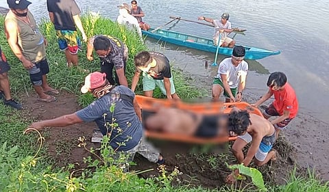 NEGROS. Three persons drown at the Himogaan River in Barangay Paraiso, Sagay City on Sunday, April 11, 2021. (Contributed photo)