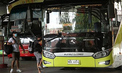 Online booking fare slightly higher: Dcott