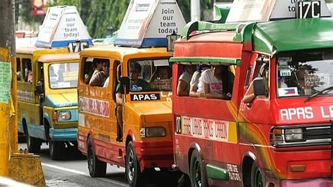 Over 4K jeepney drivers in CV receive cash aid