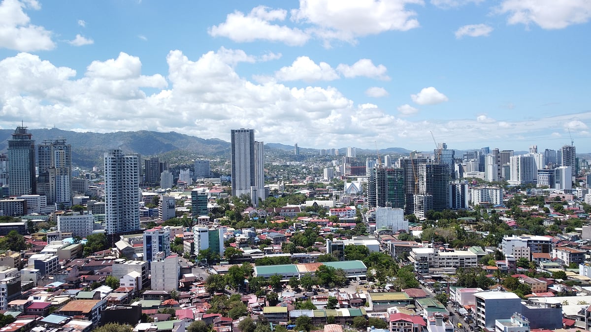 Hot, humid weather to persist in Cebu