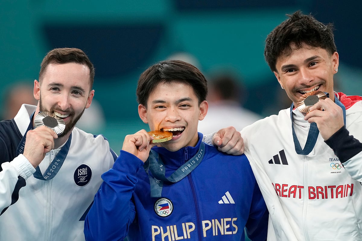 Carlos Yulo’s Olympic gold medal dream comes true