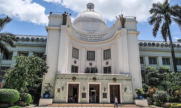 Cebu awards cash incentives to CP-Gifts scholars