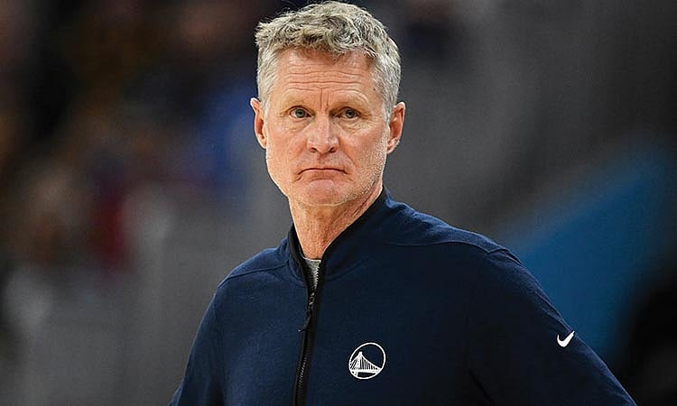 Kerr mipirma og 2 ka tuig nga kontrata sa Warriors