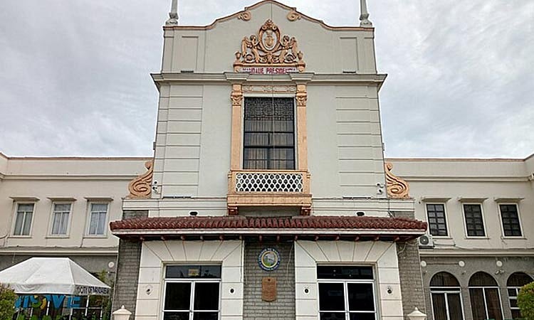Mandaue City scholarships: 900 students compete for 150 slots
