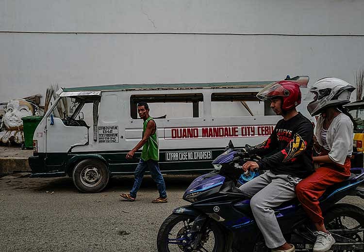 Gov't Expands P10/L PUV Fuel Subsidy Nationwide