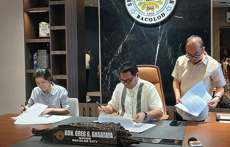 Mayor inks lease agreement for WTE project