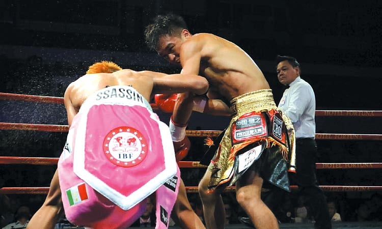 Zhu drops hometown heartbreak; beating Abne by UD