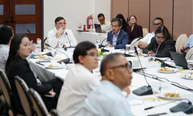 PBBM orders fast-tracking of priority projects
