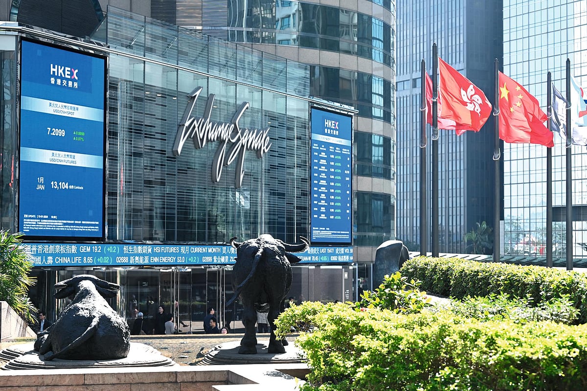 Hong Kong overtakes Switzerland as top wealth hub