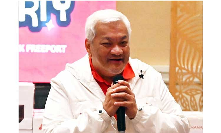 Lawmaker files free
casket, funeral aid bill