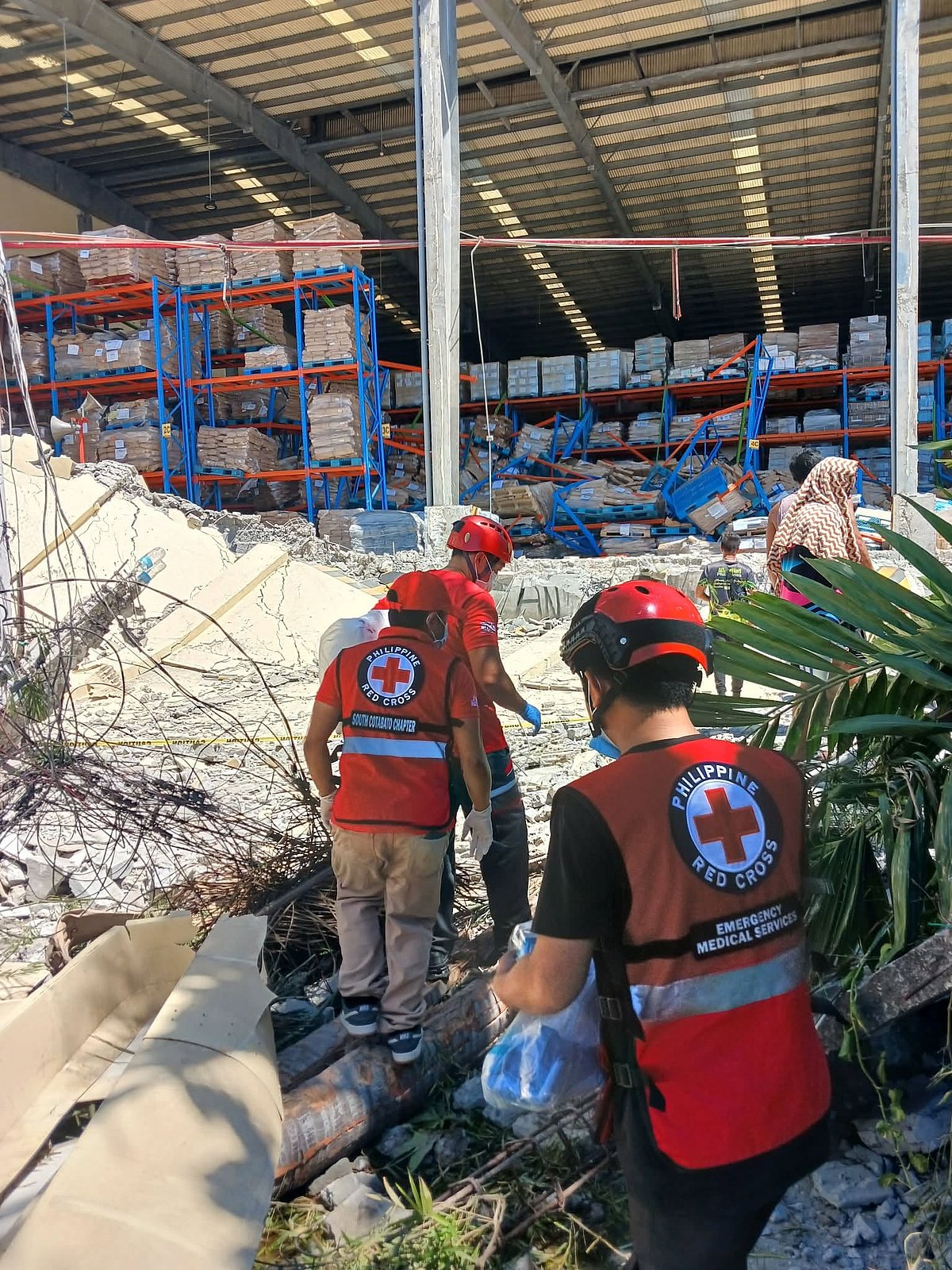 Mindanao earthquake death toll climbs to 37