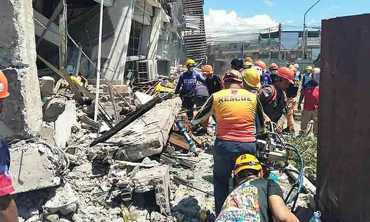 182K food packs for families affected by 7.8-quake