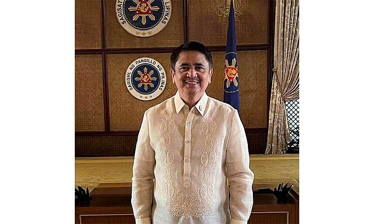 Court withdraws arrest warrant vs Gonzales after posting bail