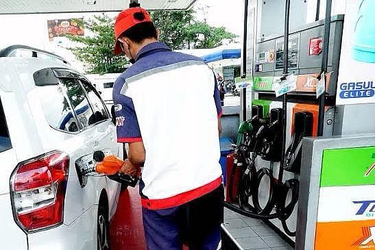 Rollback for gasoline, kerosene; diesel prices up Oct. 20