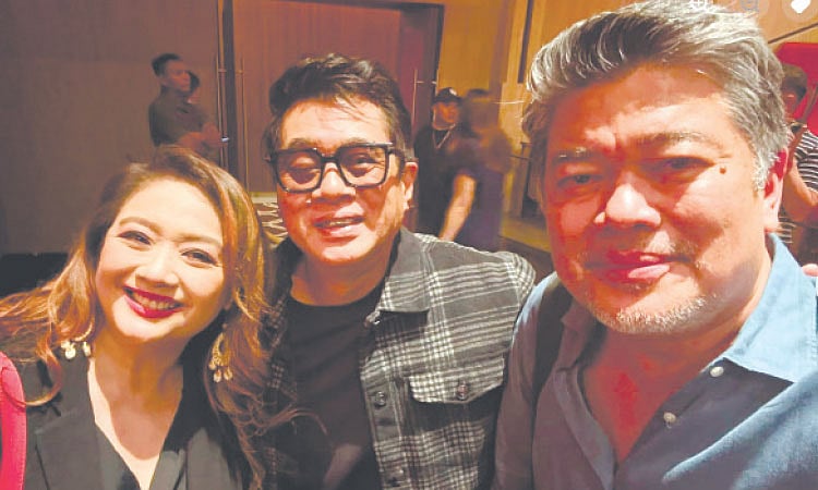 Randy Santiago shows eye condition without tinted glasses