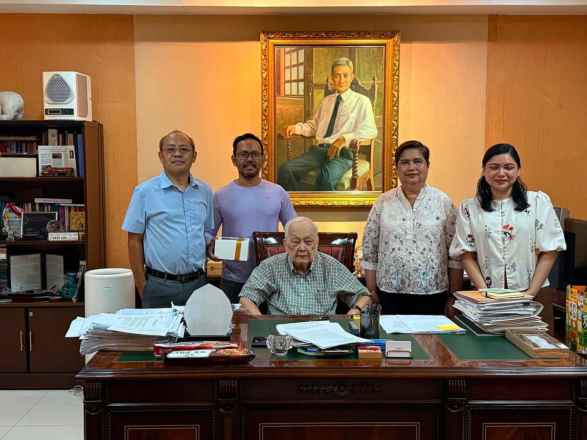 UC Banilad sends 3 faculty members to Bulgaria for teaching exchange