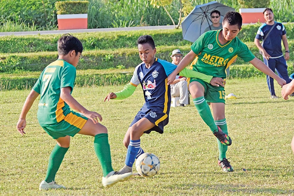 Crocs FC sweeps 3 titles