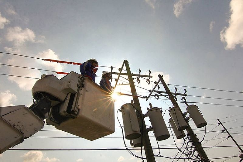 Rolling blackouts hit parts of Cebu
