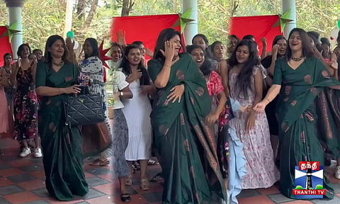 புஷ்பா-2 பாடலுக்கு மாணவிகளுடன் நடனமாடிய பேராசிரியை