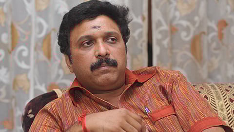 ‘ഷെയിനിന്റേത് തോന്ന്യാസം,അഹങ്കരിച്ചാല്‍ പുറത്താകും’; പകരക്കാര്‍ ഒരുപാടുണ്ടെന്ന് ഓര്‍ക്കണമെന്നും കെ.ബി ഗണേഷ്‌കുമാര്‍ 