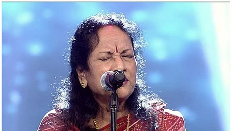 വാണിജയറാമിന്റെ ശബ്ദത്തിനു മരണമില്ല, ശബ്ദം ആകാശമാണ്.