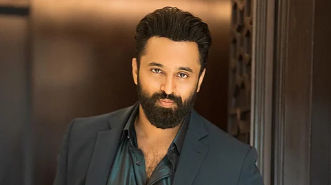 നരിവേട്ടയെ പ്രശംസിച്ച് പോസ്റ്റിട്ടു, ഉണ്ണി മുകുന്ദൻ ക്രൂരമായി മർദ്ദിച്ചെന്ന് മാനേജർ, പൊലീസിലും ഫെഫ്കയിലും പരാതി