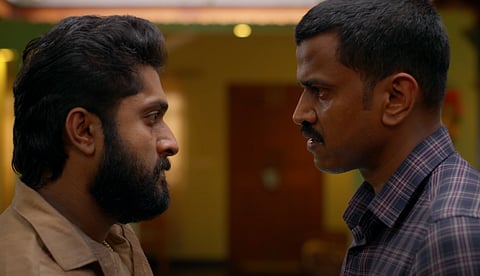 'ഈ വള എവിടുന്നാ?' ആക്ഷനുമുണ്ട്, ഡ്രാമയുമുണ്ട്; ഞെട്ടിച്ച് വള ട്രെയ്‌ലര്‍