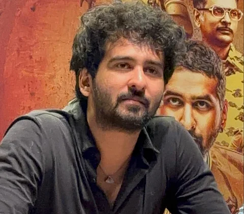 തന്നെ കുറിച്ച് പറയുമ്പോള്‍ പ്രേക്ഷകർ വാപ്പിച്ചിയെ ഓർമ്മിക്കുന്നതില്‍ സന്തോഷം ഷെയ്ന്‍ നിഗം
