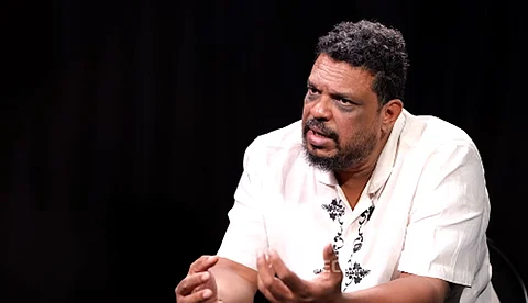 അമ്മയെ ഫോണ്‍ ചെയ്യാന്‍ പോയ ഡോ.നൗഫല്‍, ഒരു മിനിറ്റിന് ശേഷം അവന്റെ മൃതദേഹമാണ് കണ്ടത്; ഗാസയിലെ നടുക്കുന്ന അനുഭവം പറഞ്ഞ് ഡോ.സന്തോഷ്‌കുമാര്‍