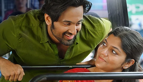 ‎ഉണ്ണി മുകുന്ദൻ - അപർണ്ണ ബാലമുരളി ചിത്രം; 'മിണ്ടിയും പറഞ്ഞും' ഡിസംബർ 25ന്