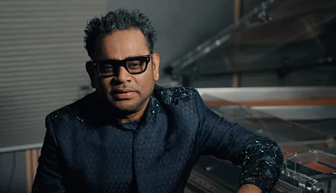 'ഇന്ത്യയാണ് എന്റെ ഗുരുവും വീടും,ആരെയുംവേദനിപ്പിക്കാൻ ആഗ്രഹിച്ചിട്ടില്ല'; വിവാദങ്ങളിൽ എ.ആർ. റഹ്മാൻ