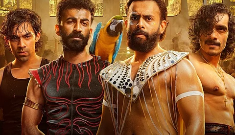 വാൾട്ടറിന്റെയും പിള്ളേരുടെയും തൂക്കിയടി; ഗംഭീര റെസ്പോൺസുമായി 'ചത്താ പച്ച'