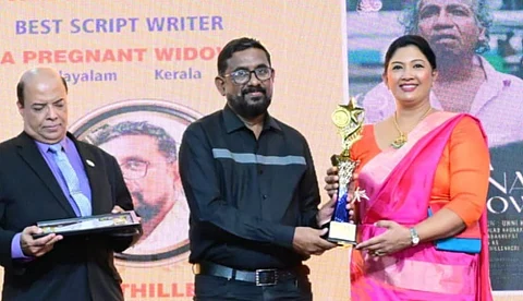 ശ്രീലങ്ക-സിലോൺ ചലച്ചിത്രമേളയിൽ നേട്ടവുമായി 'എ പ്രഗ്‌നന്റ് വിഡോ'; രാജേഷ് തില്ലങ്കേരിക്ക് പുരസ്‌കാരം