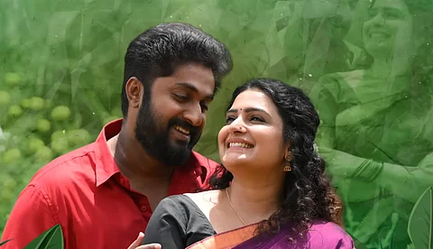 'അമ്പലപ്രാവിന്റെ...';  ഈസ്റ്റ് കോസ്റ്റ് വിജയൻ ചിത്രം 'ഭീഷ്മർ' ഗാനം പുറത്ത്